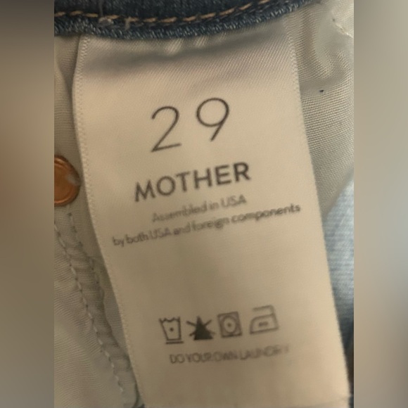Mother, “29, high-waisted Looker ankle fray jeans at their best. Ironed. - Picture 10 of 10